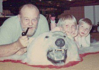 Burl Ives, Kellie, and her nephew Erik (Kellie Flanagan private collection).