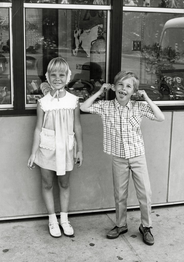 Kellie and Harlen in 1968. (Photographer: Ivan Nagy. Adam Gerace private collection).