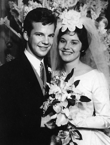 Bobby and Karen on their wedding (Photo: Bobby Vee official website).