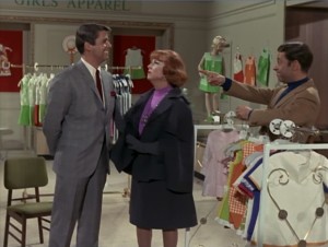 Jonathan, Agnes Moorehead, and Steve Franken in the Bewitched episode "Samantha's Shopping Spree".